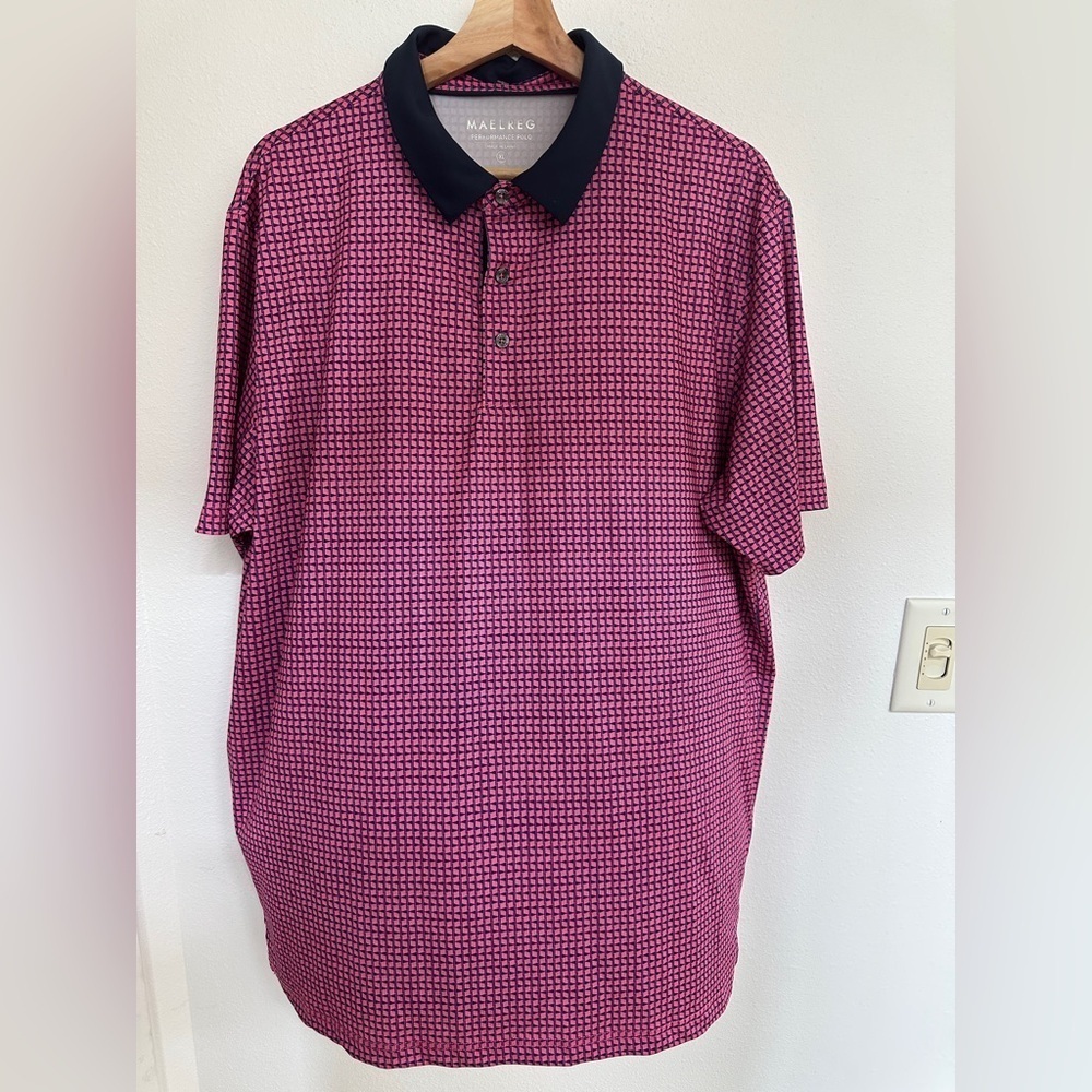 Maelreg Men's Polo Shirt - Pink and Navy